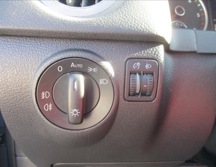 Volkswagen Tiguan SUV 2,0 l 103 kw