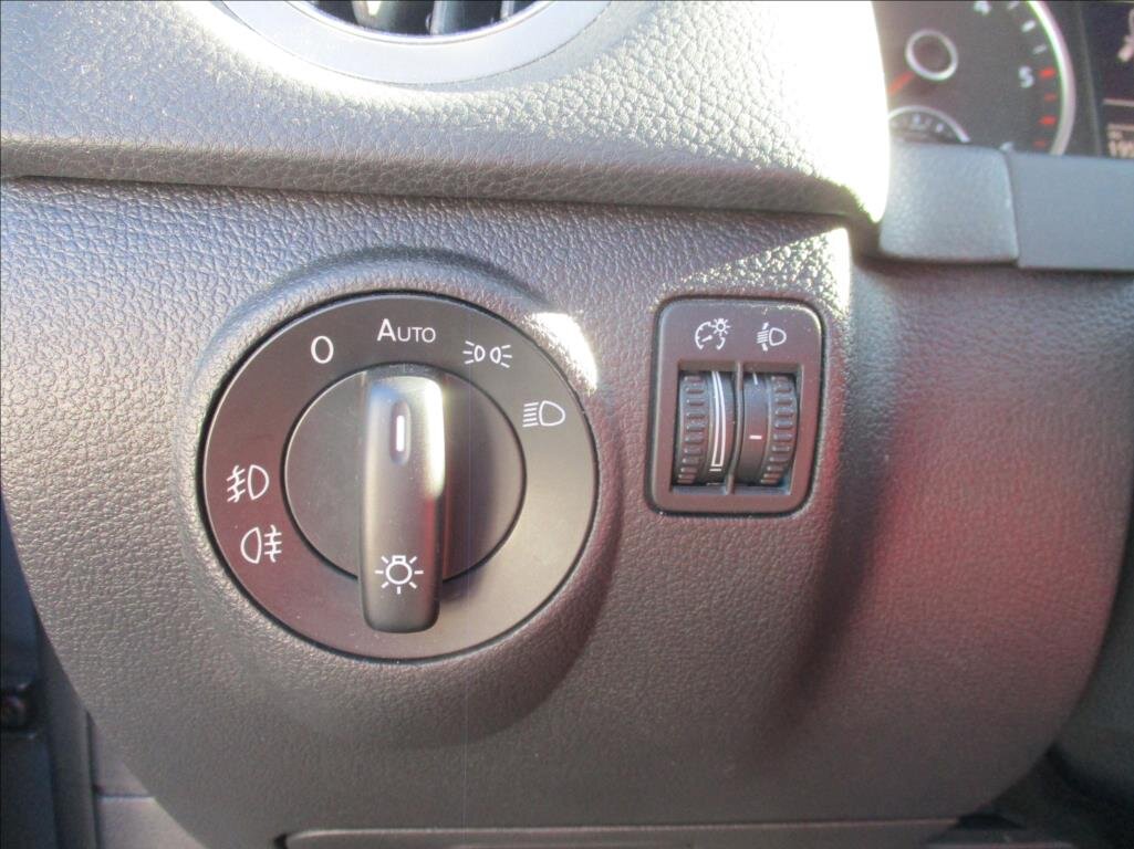 Volkswagen Tiguan SUV 2,0 l 103 kw