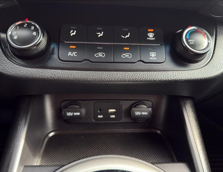 KIA Sportage SUV 1,6 l 99 kw