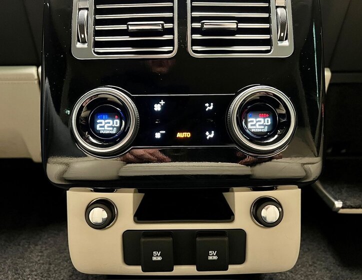 Land Rover Range Rover SUV / Terénní 5,0 l 386 kw