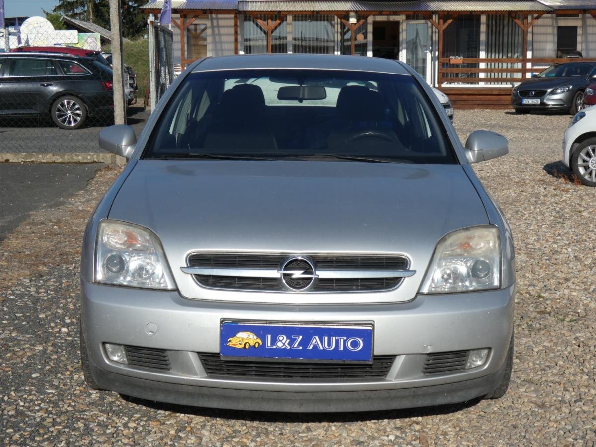 Opel Vectra Sedan / Limuzína 2,2 l 108 kw