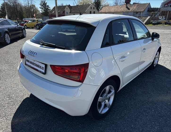 Audi A1 Hatchback 1,2 l 63 kw