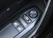 Peugeot 208 Hatchback 1,2 l 60 kw