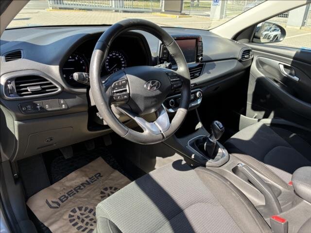 Hyundai i30 Kombi 998,0 88 kw