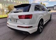 Audi Q7 5