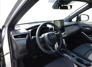 Toyota Corolla Cross 10