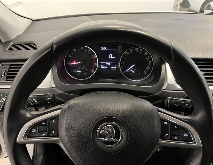 Škoda Rapid Liftback 1,2 l 66 kw