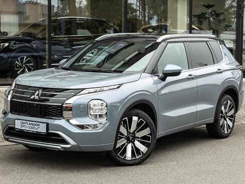 Mitsubishi Outlander SUV / Terénní 2,4 l 225 kw