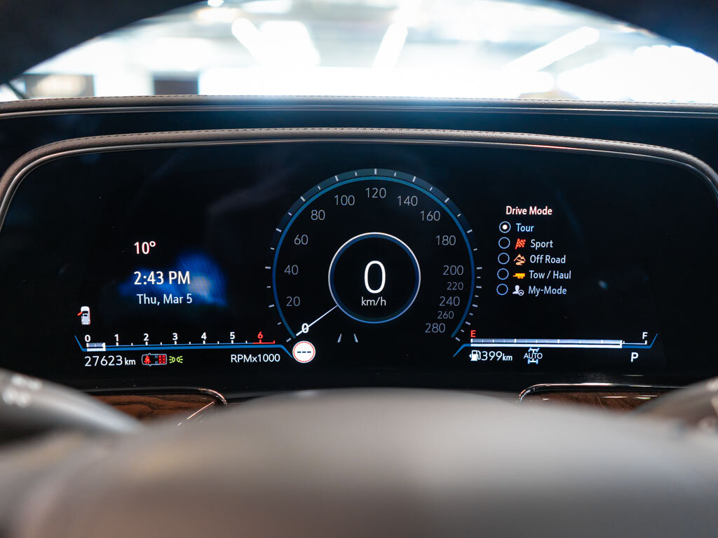 Cadillac Escalade SUV / Terénní 6,2 l 313 kw