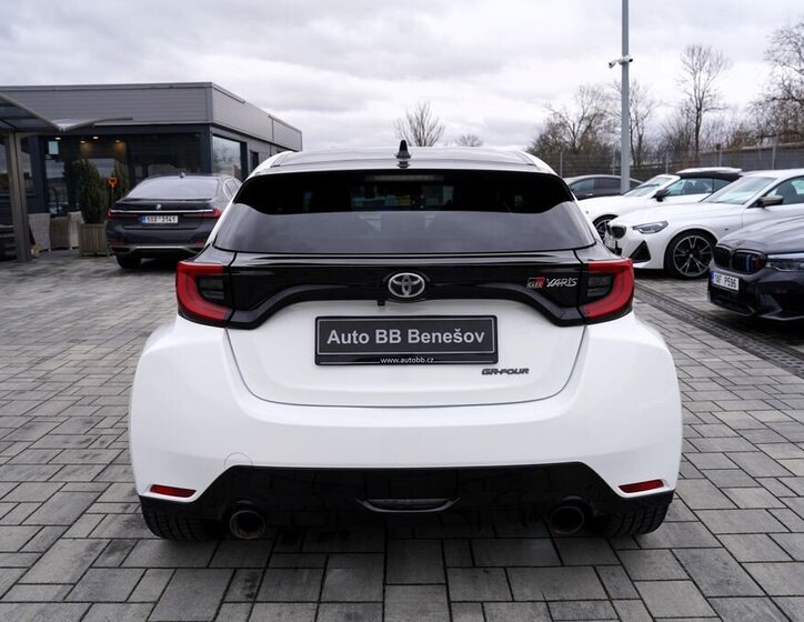 Toyota Ostatní Hatchback 1,6 l 192 kw