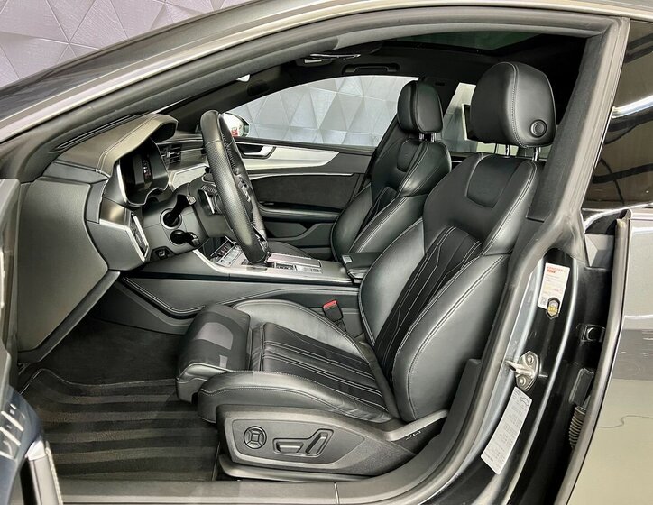 Audi A7 Sedan / Limuzína 3,0 l 210 kw