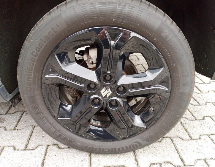 Suzuki Vitara SUV 1,4 l 103 kw