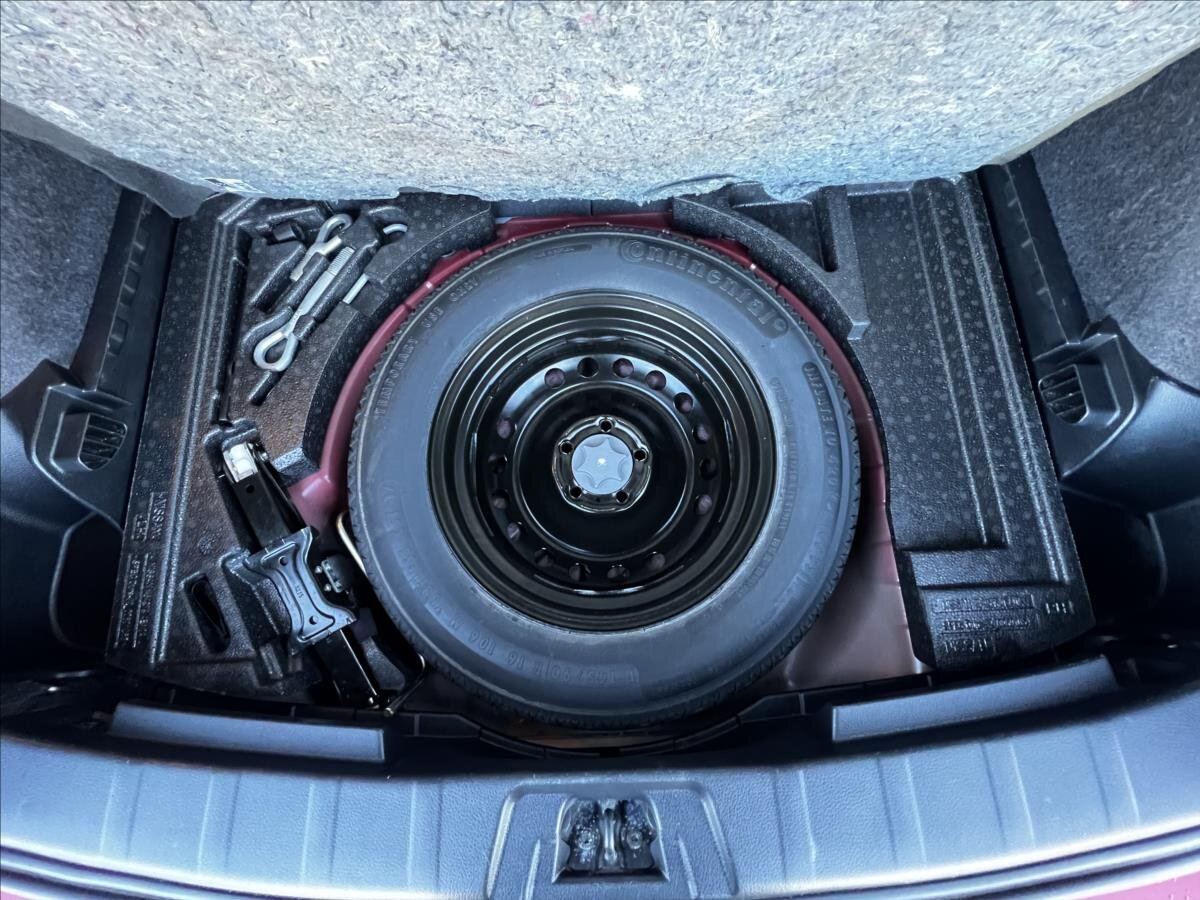 Nissan Qashqai SUV / Terénní 1,2 l 85 kw