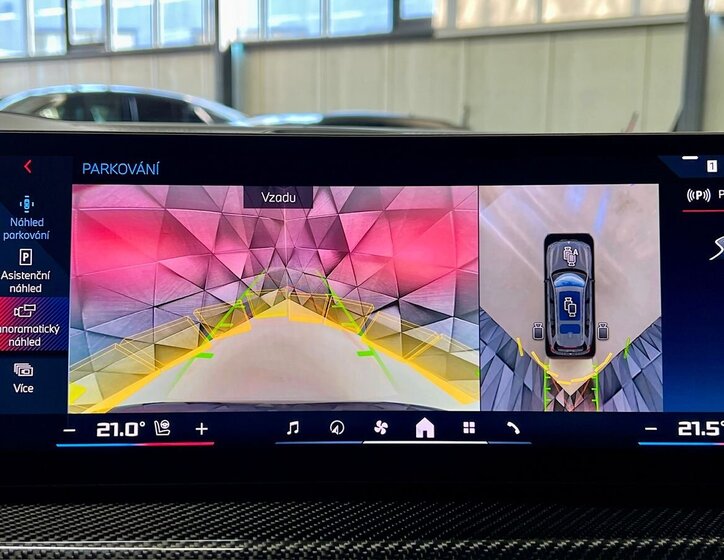 BMW X7 SUV / Terénní 4,4 l 390 kw