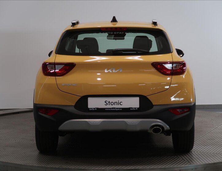 KIA Stonic SUV / Terénní 1,2 l 58 kw