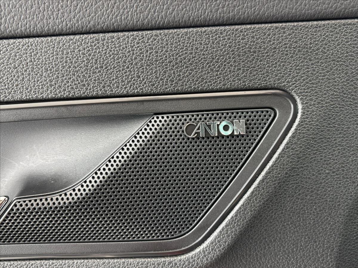 Škoda Karoq SUV / Terénní 1,5 l 110 kw