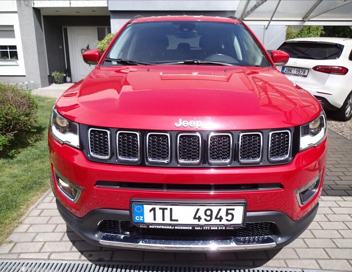 Jeep Compass SUV / Terénní 2,0 l 103 kw