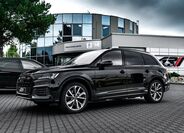 Audi Q7 23