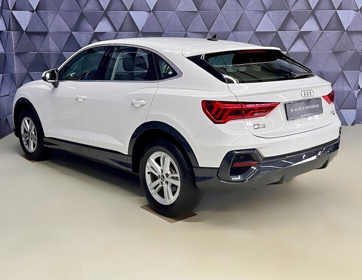 Audi Q3 SUV / Terénní 2,0 l 110 kw