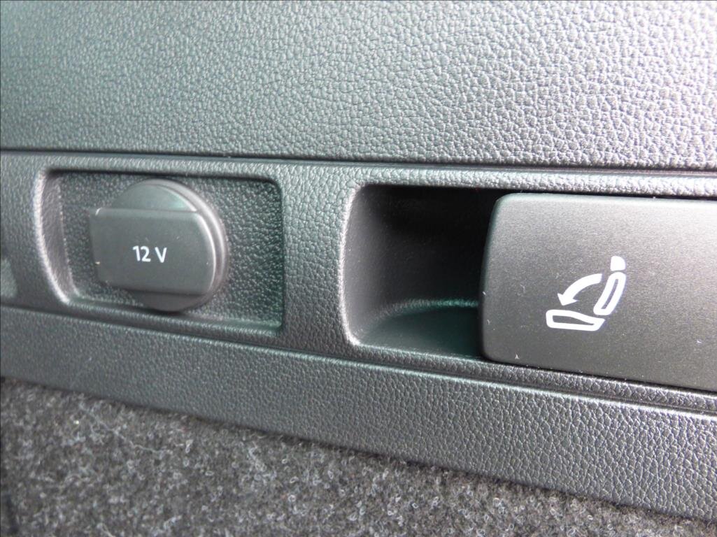 Škoda Superb Kombi 2,0 l 110 kw