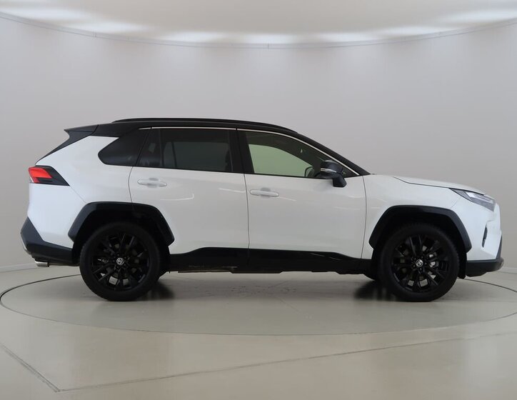 Toyota RAV4 SUV / Terénní 2,5 l 131 kw