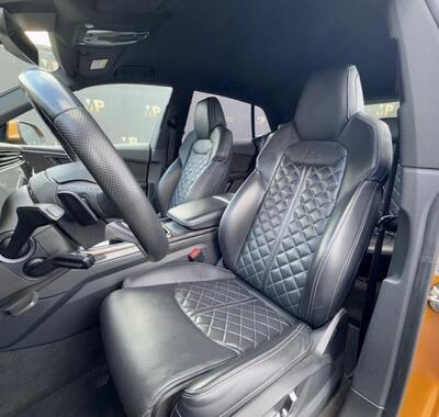 Audi SQ8 15