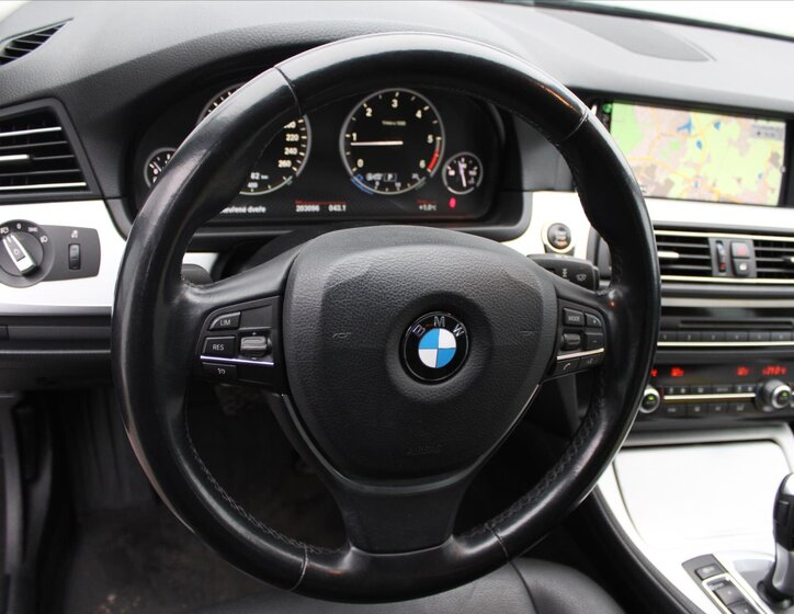 BMW Řada 5 15