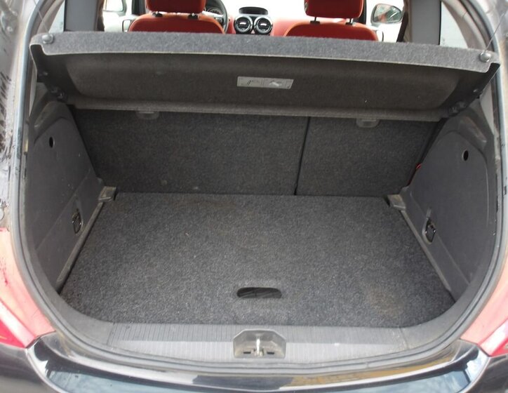 Opel Corsa Hatchback 1,2 l 59 kw