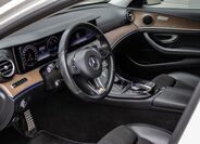 Mercedes-Benz Třídy E 9