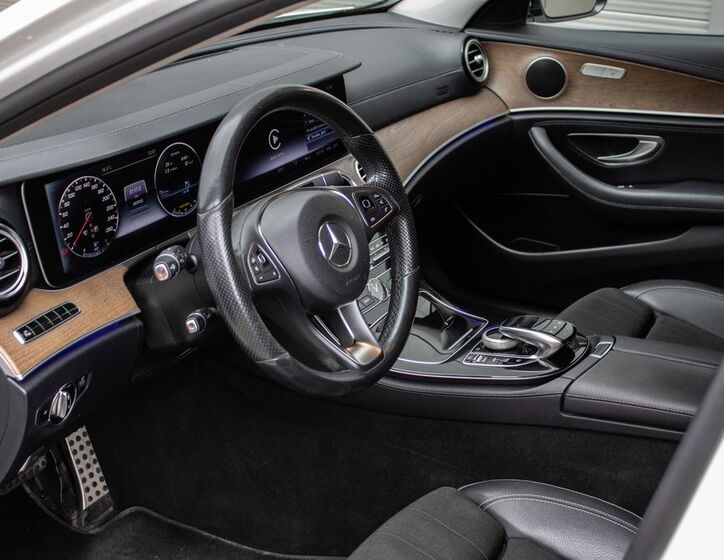 Mercedes-Benz Třídy E 9