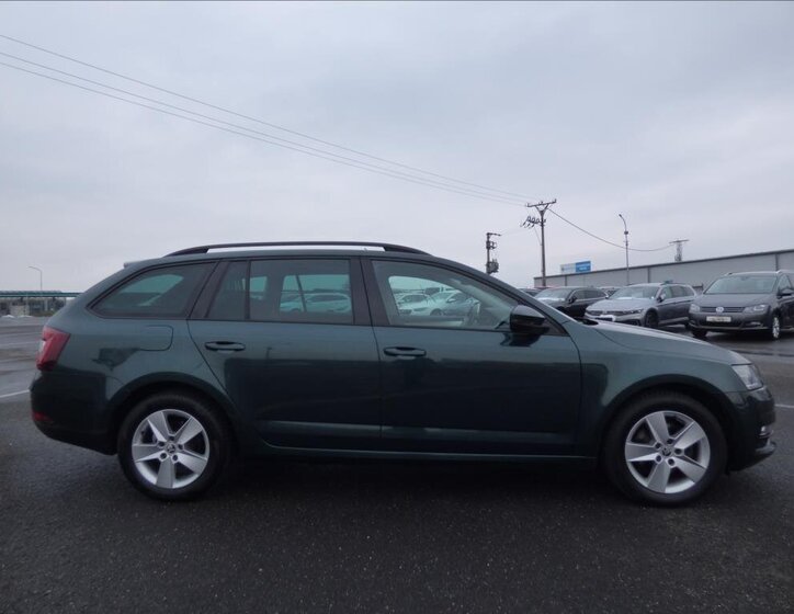 Škoda Octavia Kombi 2,0 l 110 kw