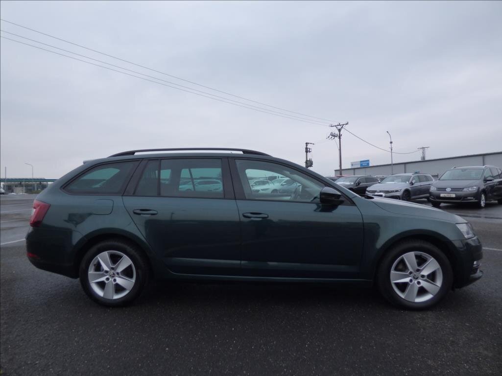 Škoda Octavia Kombi 2,0 l 110 kw