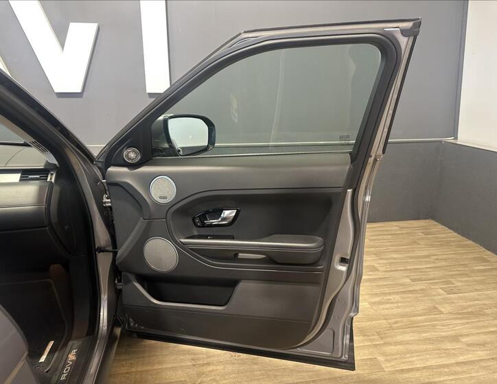 Land Rover Range Rover Evoque 24