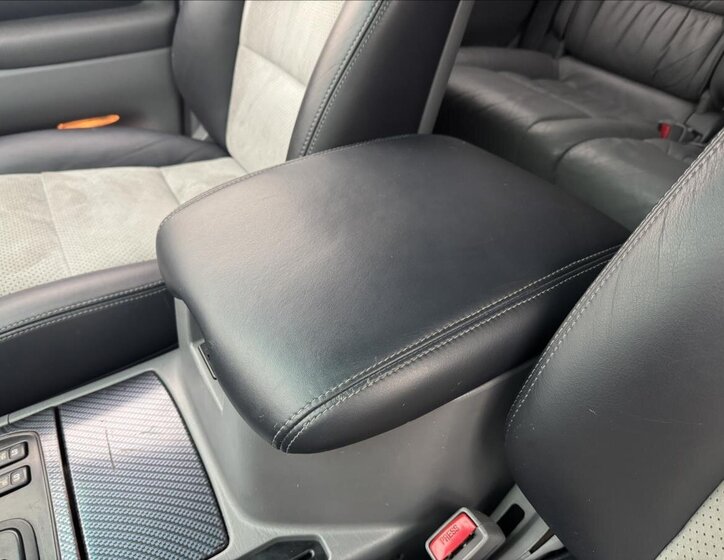 Toyota Land Cruiser SUV / Terénní 4,2 l 150 kw