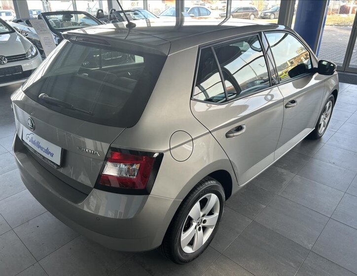 Škoda Fabia Hatchback 1,2 l 66 kw