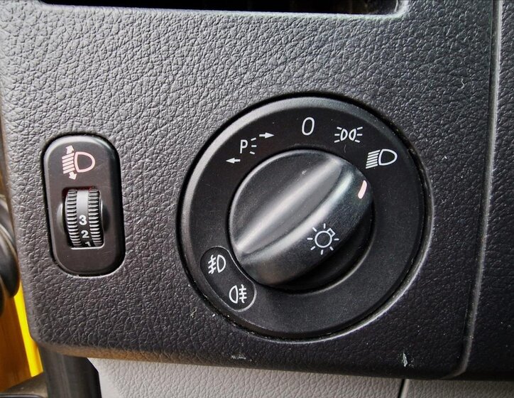 Volkswagen Crafter Skříň 2,0 l 100 kw