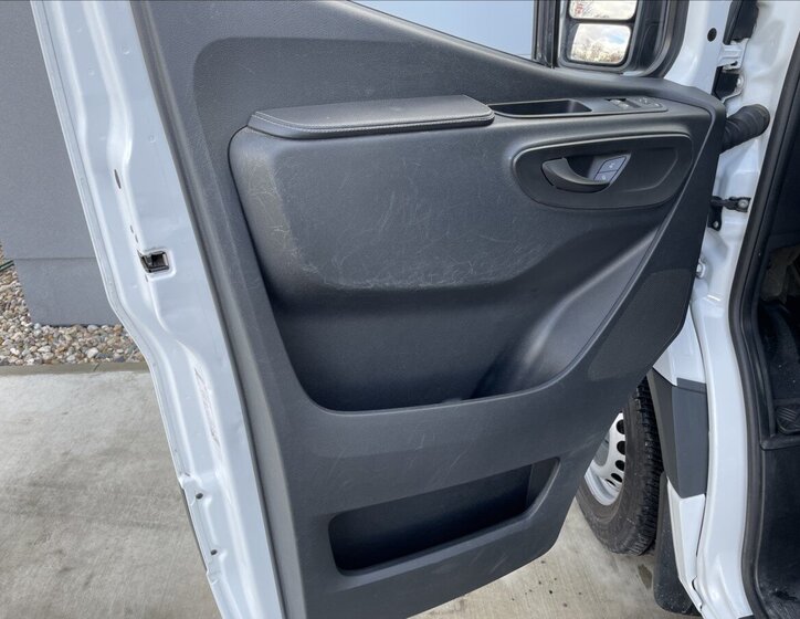 Mercedes-Benz Sprinter Skříň 2,1 l 105 kw