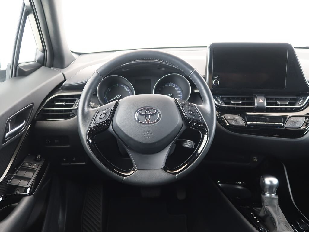 Toyota C-HR SUV 1,8 l 72 kw