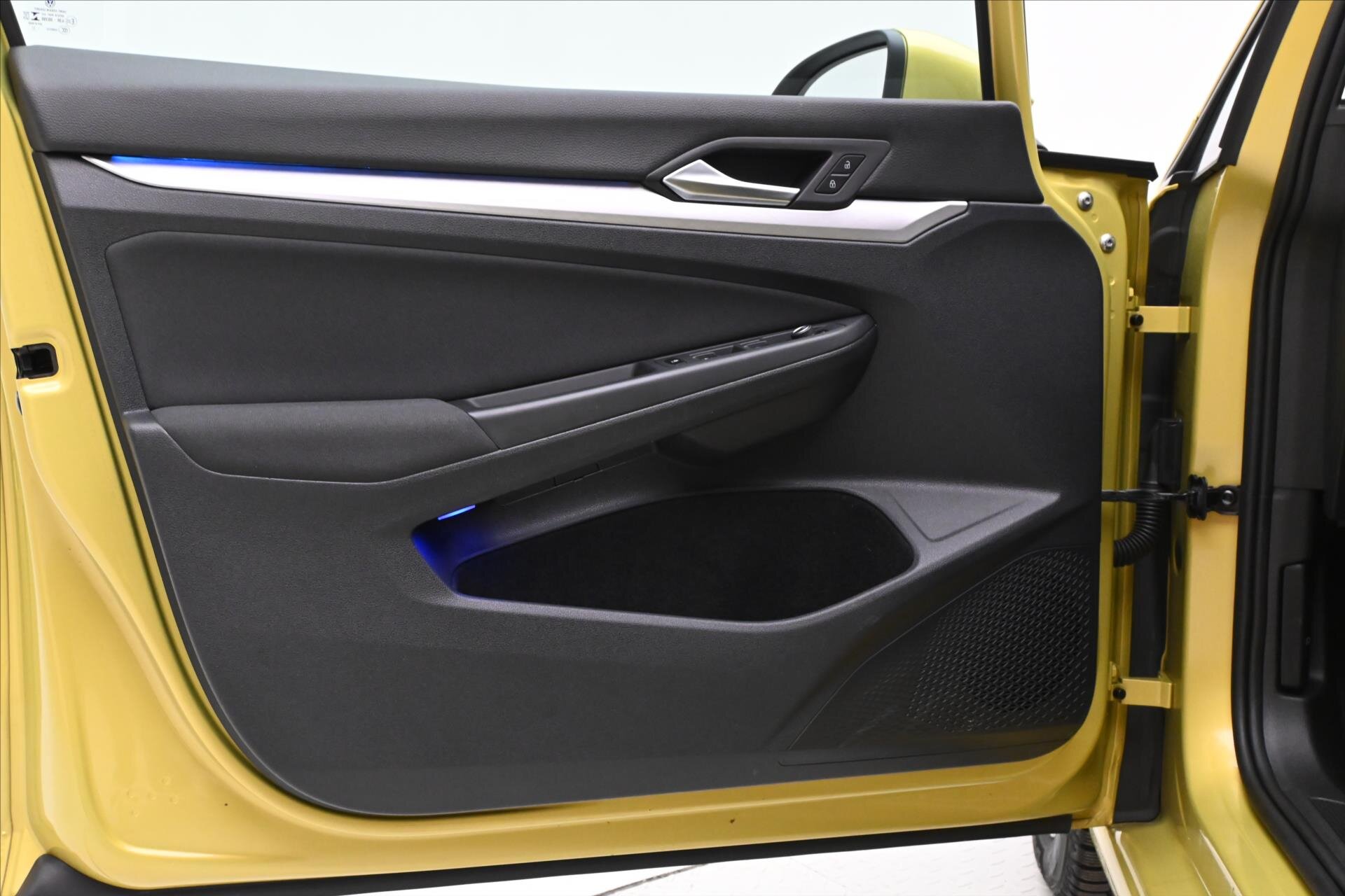 Volkswagen Golf Hatchback 999,0 81 kw