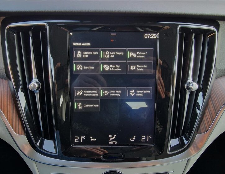 Volvo V60 Kombi 2,0 l 140 kw