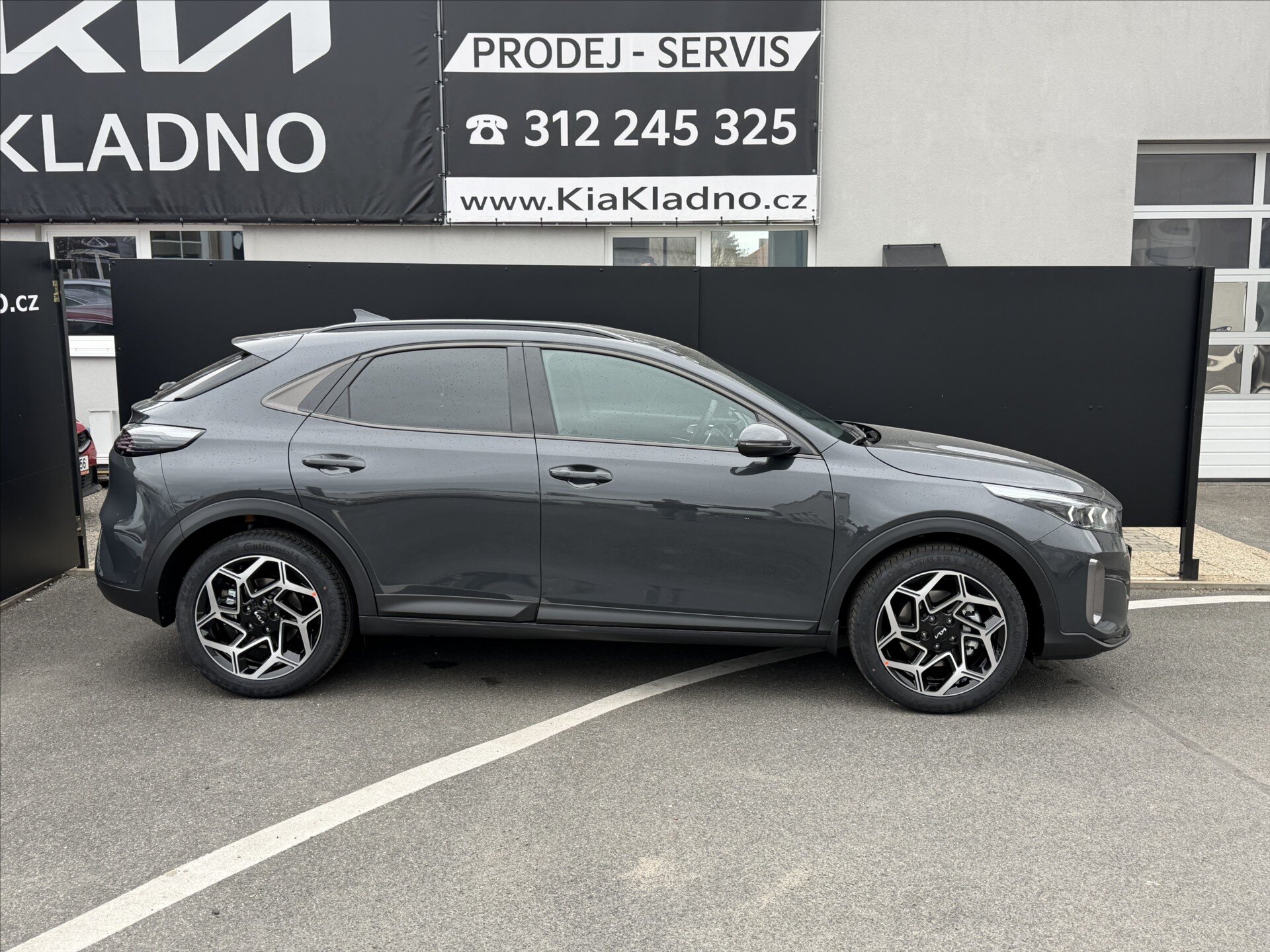 KIA XCeed SUV / Terénní 1,6 l 0