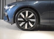 Volvo S90 Sedan / Limuzína 2,0 l 335 kw