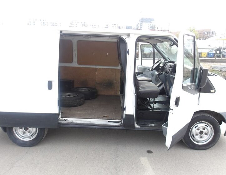 Ford Transit Skříň 2,2 l 63 kw