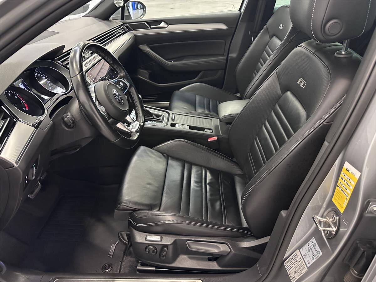 Volkswagen Passat Sedan 2,0 l 162 kw