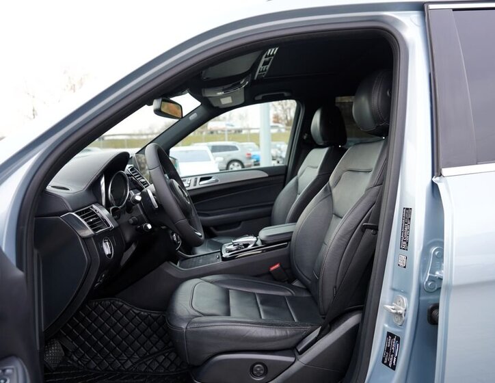 Mercedes-Benz GLS 27