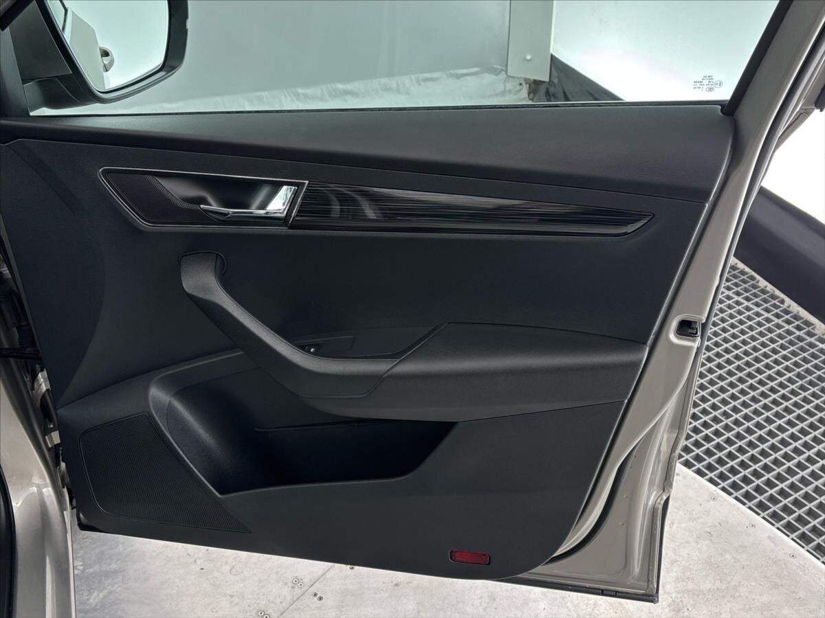 Škoda Karoq SUV / Terénní 1,5 l 110 kw