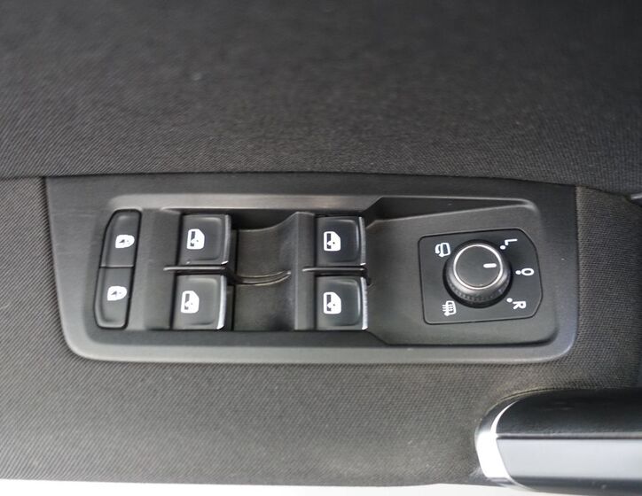 Volkswagen Touran 23