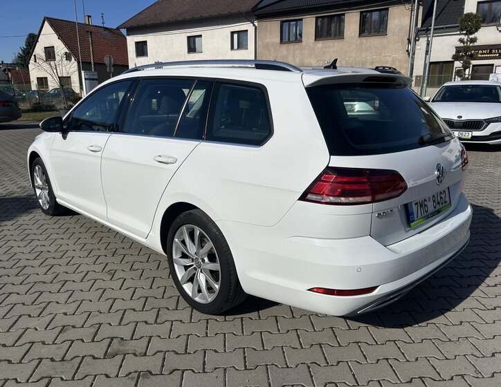 Volkswagen Golf Kombi 2,0 l 110 kw