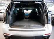 Chevrolet Suburban SUV 6,2 l 313 kw