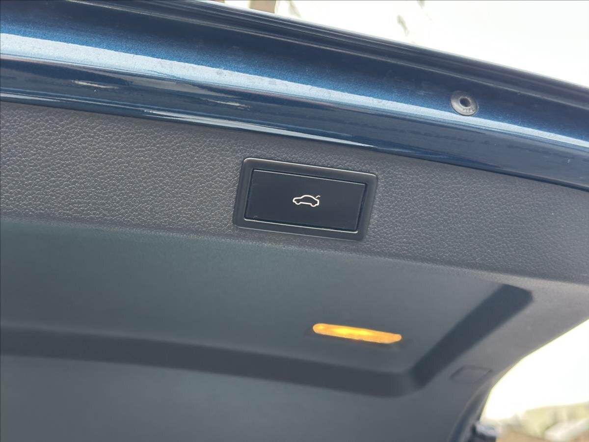 Škoda Superb Kombi 2,0 l 110 kw